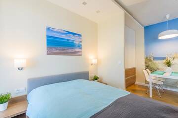 Фото номера Apartment with bedroom alcove Апартаменты Apartamenty NCNK Marina г. Конты-Рыбацке 12