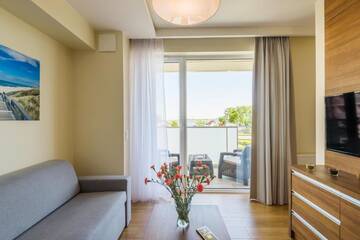 Фото номера Apartment with bedroom alcove Апартаменты Apartamenty NCNK Marina г. Конты-Рыбацке 14